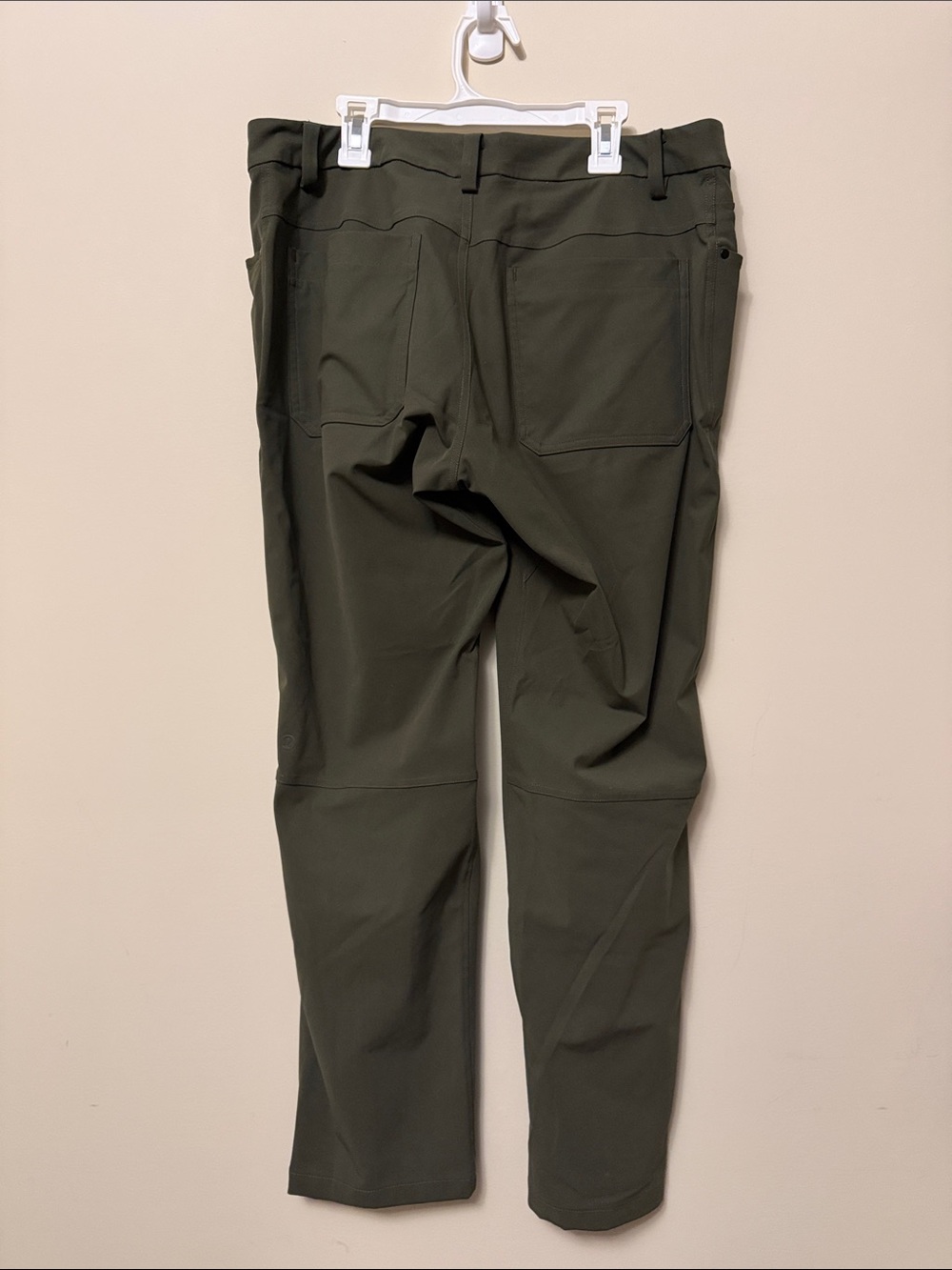 Men's Lululemon ABC Pants, Olive Green - Size 32 - Picture 2 of 6